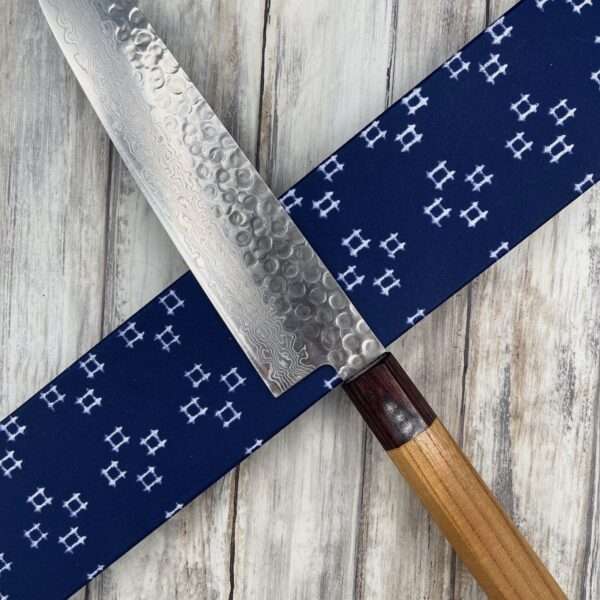 Gyuto Coutaunippon AUS10 dams tsuchime zelkova 21cm coté gauche